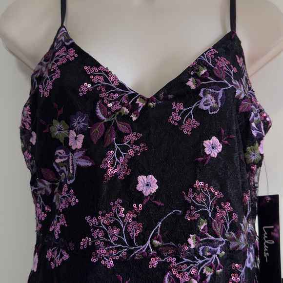 Purple Embroidered Bodycon Midi Dress - Picture 7 of 8